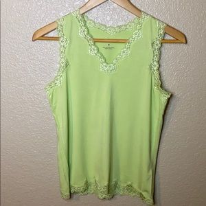 Green tank with lace (Hillard&Hanson), M